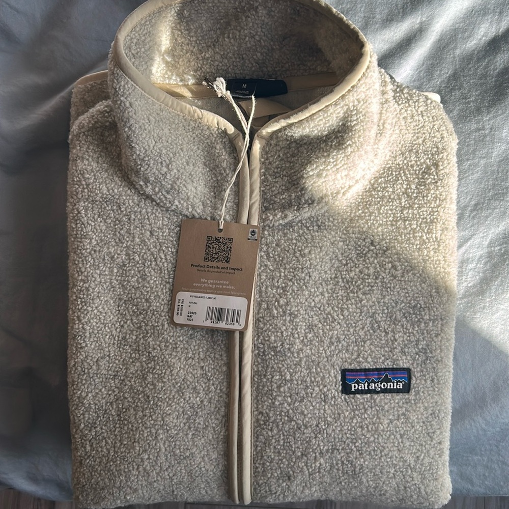 New Patagonia fleece jacket